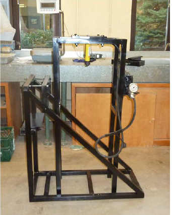 FLEXURAL STRENGTH OF WATER-SATURATED CLAY BRICK PRISMS